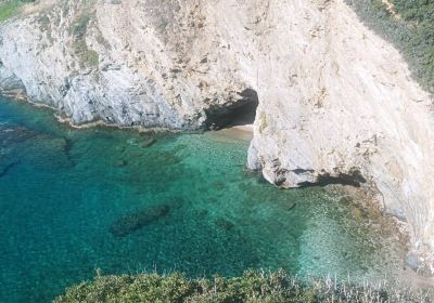 Karavostasi Beach