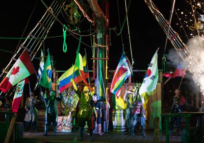 Pirate Show Cancun Jolly Roger