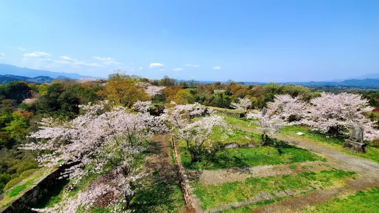 岡城跡