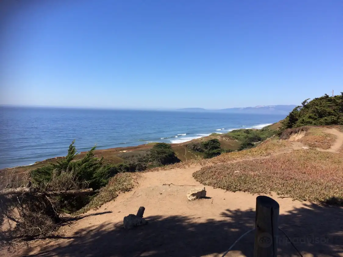 Hotels near Thornton State Beach
