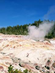 Steamboat Geyser