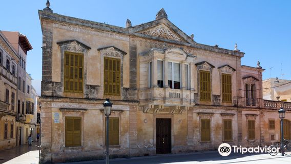 Ses Voltes (The Arches)