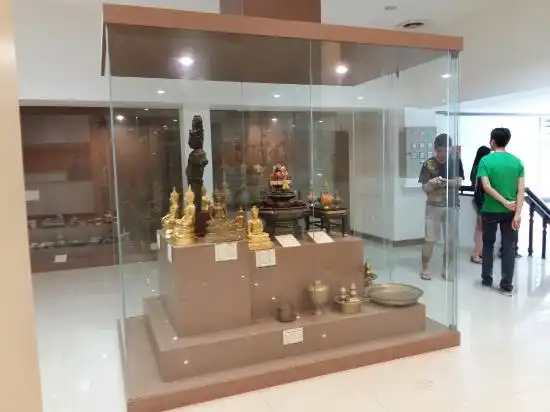 فنادق في East Pasar Merah