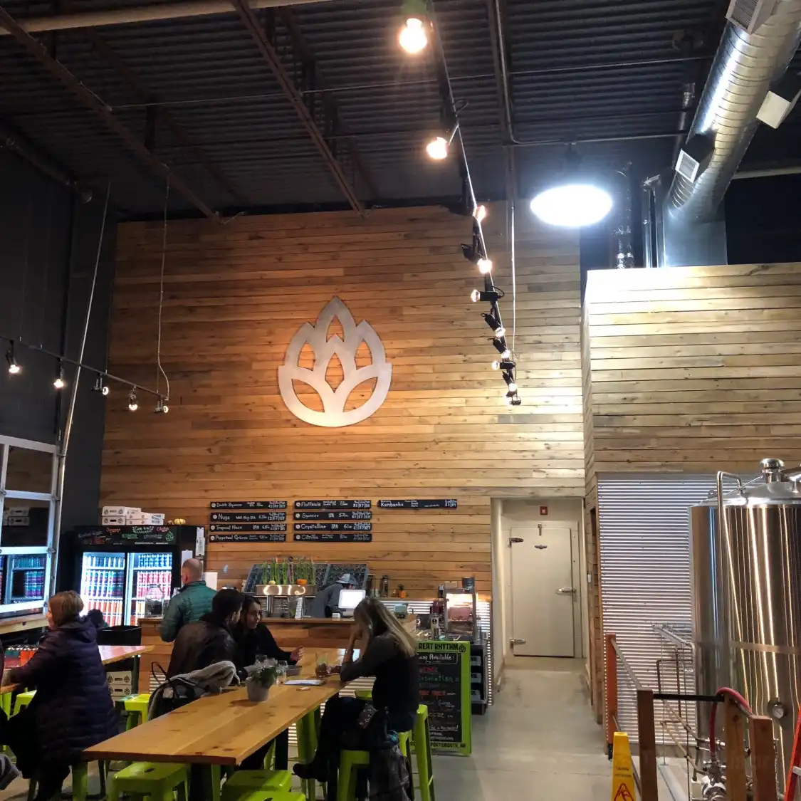 Hotels near Great Rhythm Brewing Company