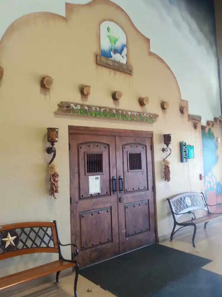 Hotels near Starmax