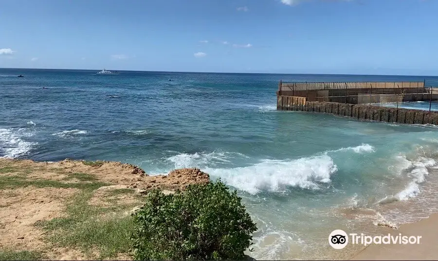 Kahe Point Beach Park