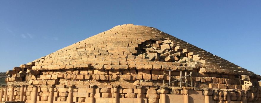 The mausoleum of Imedghassen