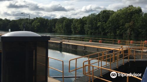 Cayuga and Seneca Canal