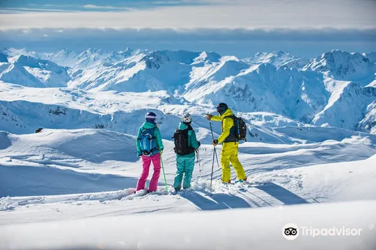 2_New Generation Ski and Snowboard School