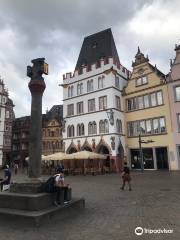 Market Cross on the main market