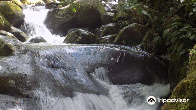 Poço das Esmeraldas