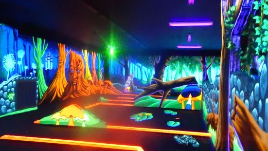 D&D Blacklight Mini Golf in 3D