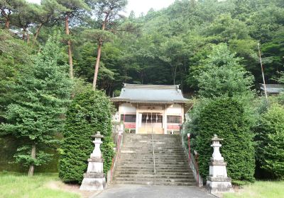 Kinugawa Hot Spring Shrine