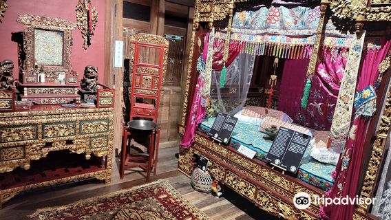 22 Hale Street Heritage Gallery