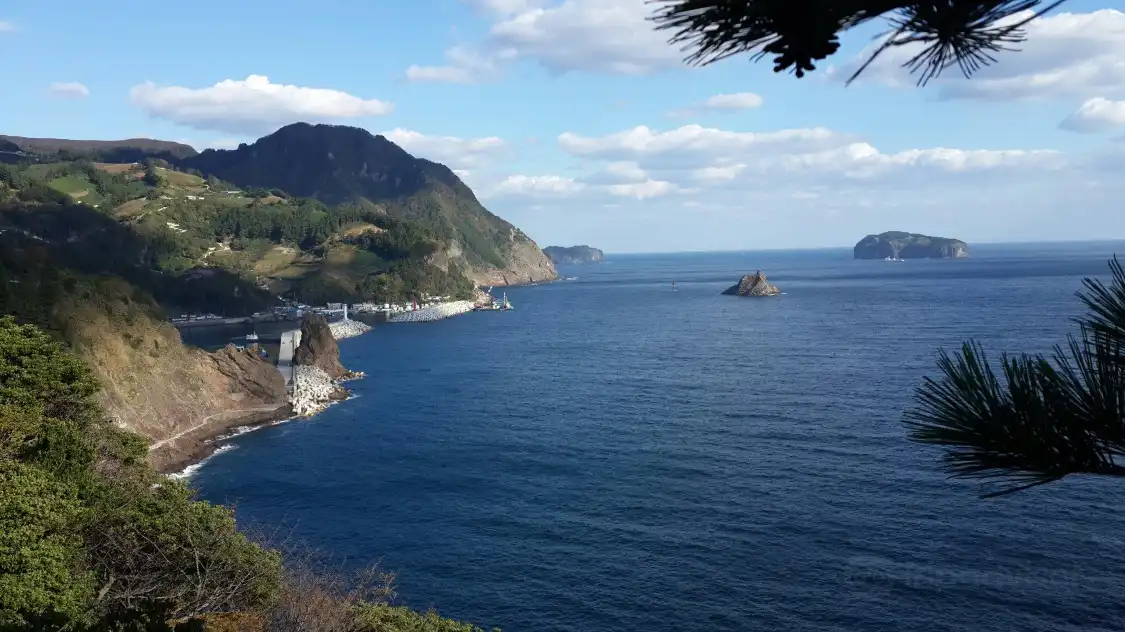 Hotels near Ulleungdo