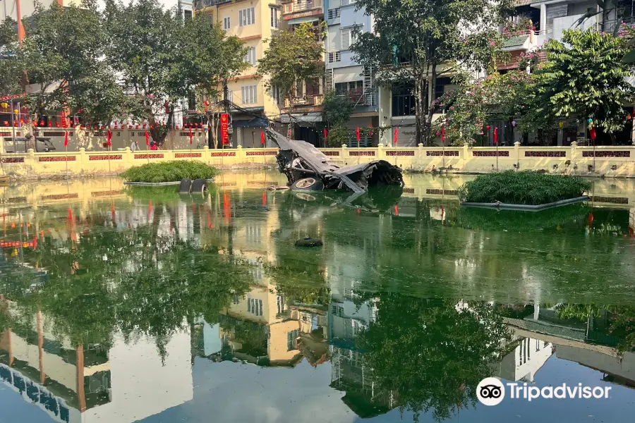 Huu Tiep Lake and the Downed B-52