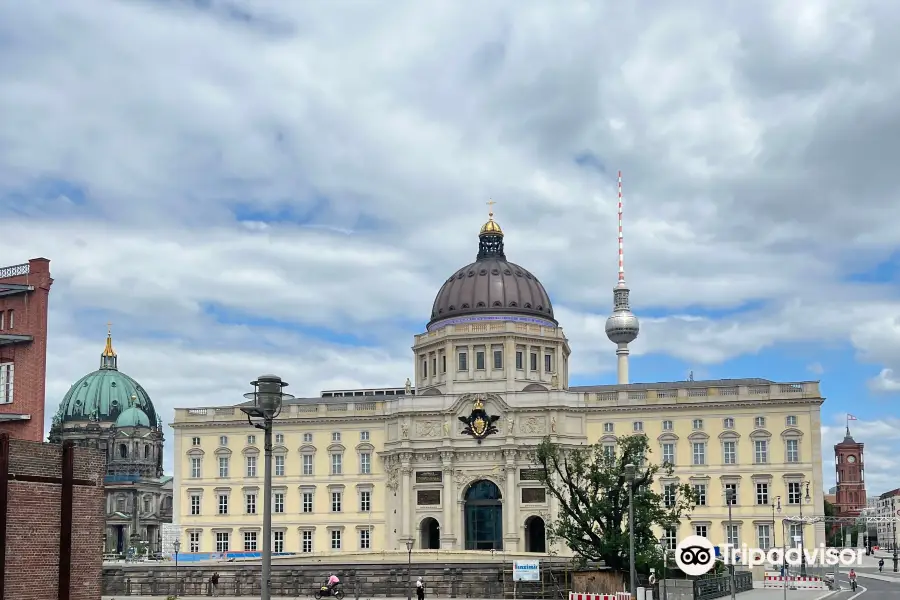 Tempelhofer Sightseeing