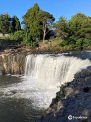 Haruru Falls