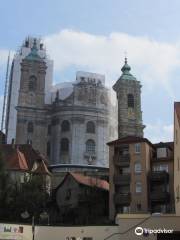 Базилика Святого Мартина