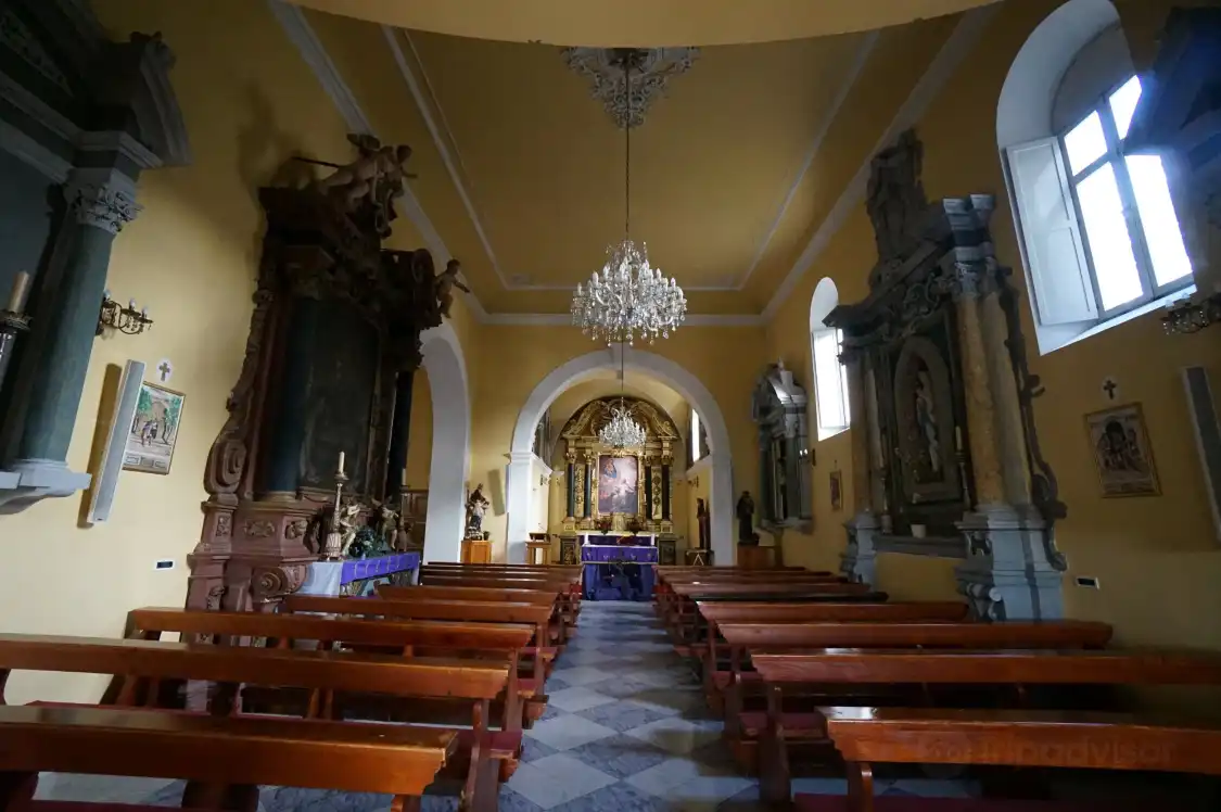 Hotels near Church of St Nicholas