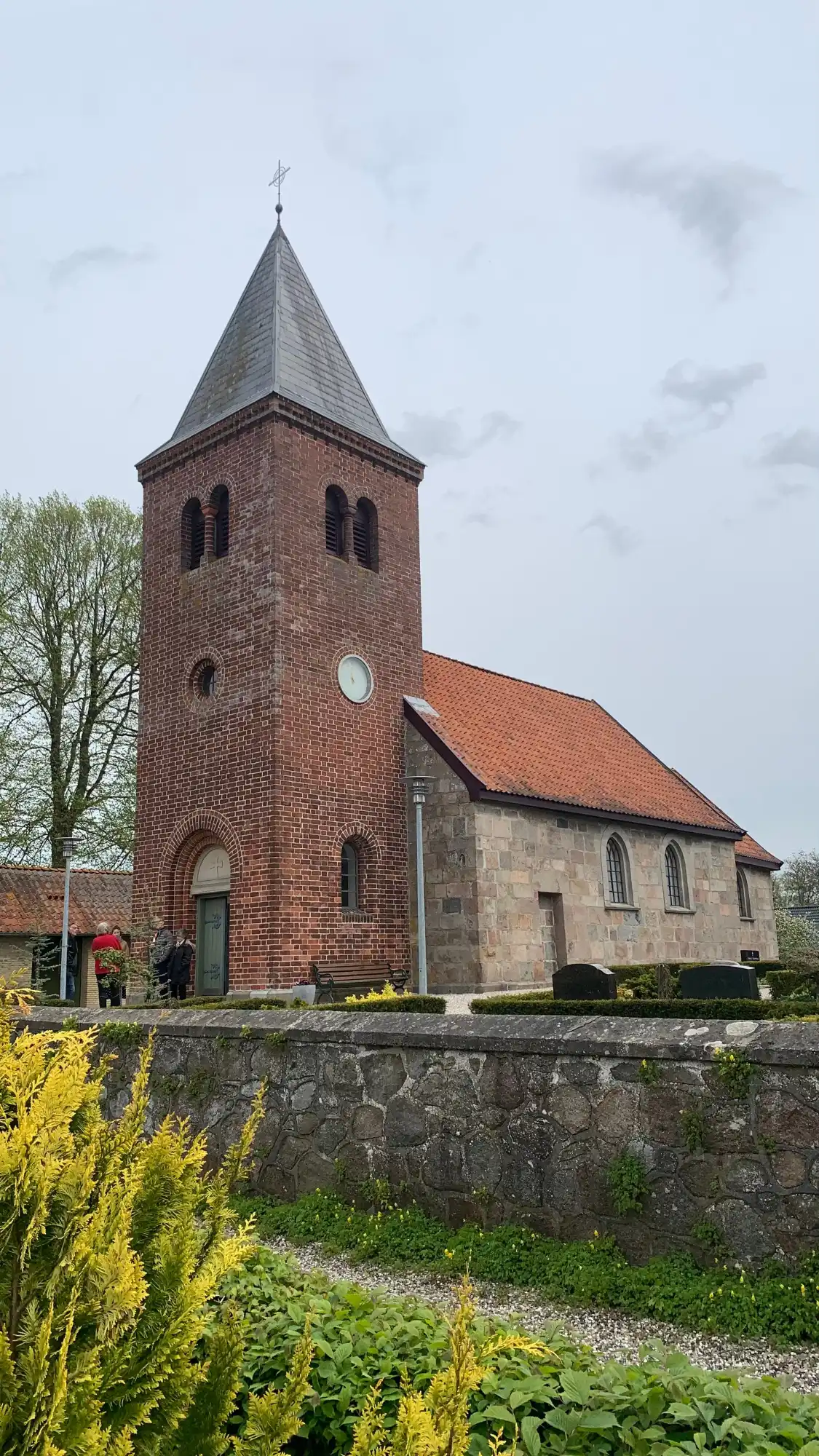 Hotels near Ølsted Kirke