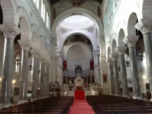 Basilique Saint-Martin de Tours