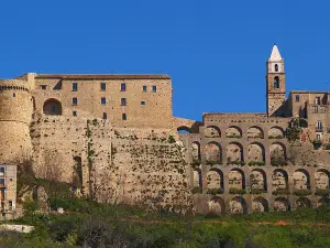 Castello Angioino