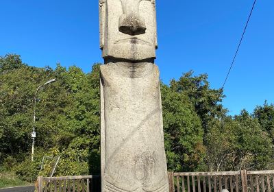 Statua del Moai - Vitorchiano