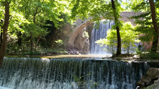 Stone bridge and waterfall of Palaiokarya