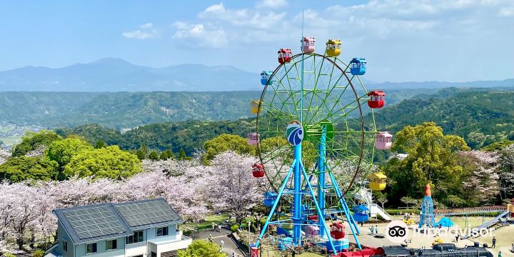 Shiroyama Park