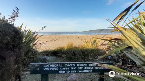 Cathedral Caves Walk