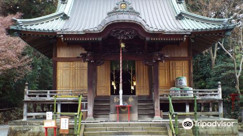 Shirasasainari Shrine