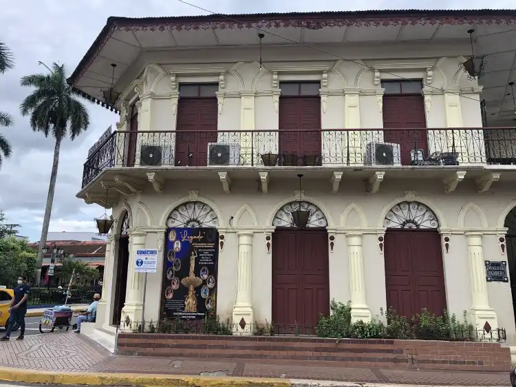 Hotels near Museum de Herrera