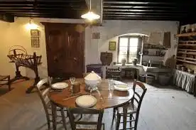Hotels in Cuiseaux