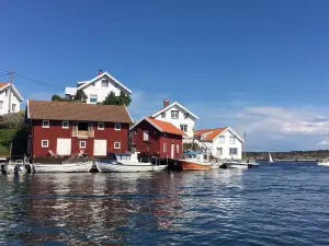 Gullholmens Gasthamn