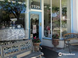 Suda Mae Antiques