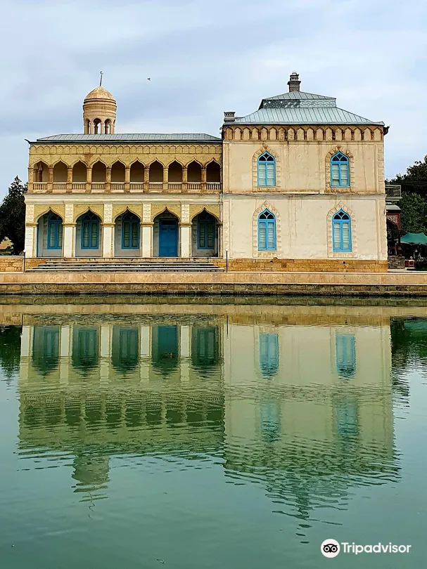 1_Sitori-i-Mokhi Khosa palace