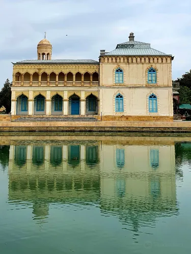 Sitori-i-Mokhi Khosa palace