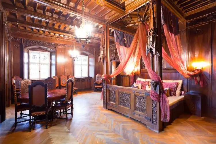 Hotels in Lesna