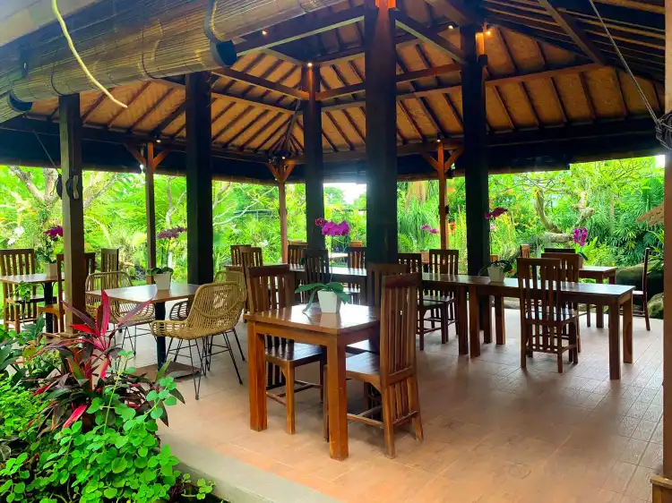 Hotel dekat Kertalangu Cultural Village