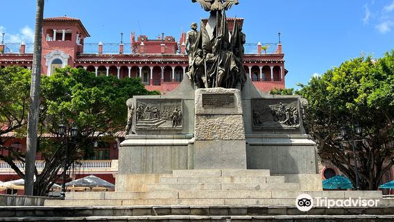 Plaza Simón Bolívar
