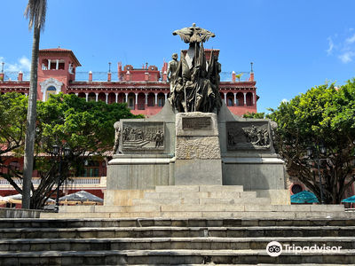 Plaza Simón Bolívar