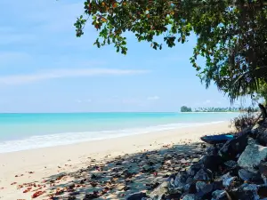 หาดบางสัก - Bangsak Beach
