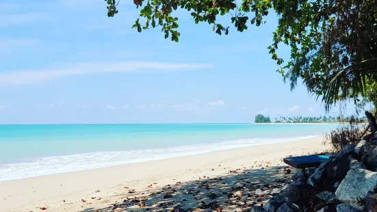 หาดบางสัก - Bangsak Beach