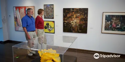 Charles H. MacNider Art Museum