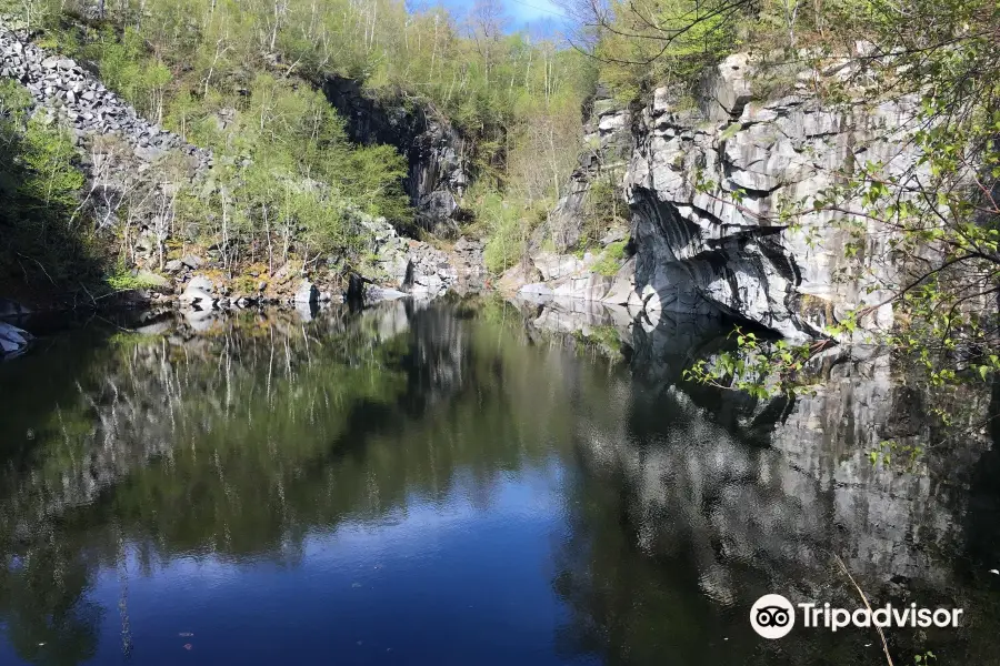 Becket Land Trust & Historic