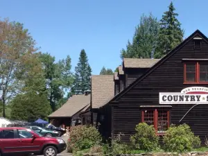 Old Deerfield Country Store