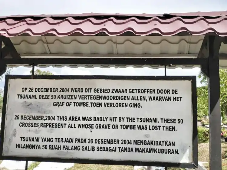 Hotel dekat Kerkhof Peucut Dutch Cemetery