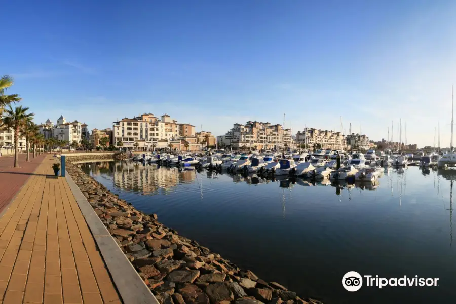 Puerto Deportivo Marina Isla Canela