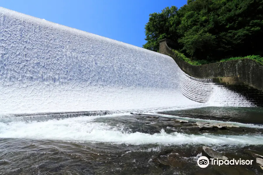 Hakusui dam